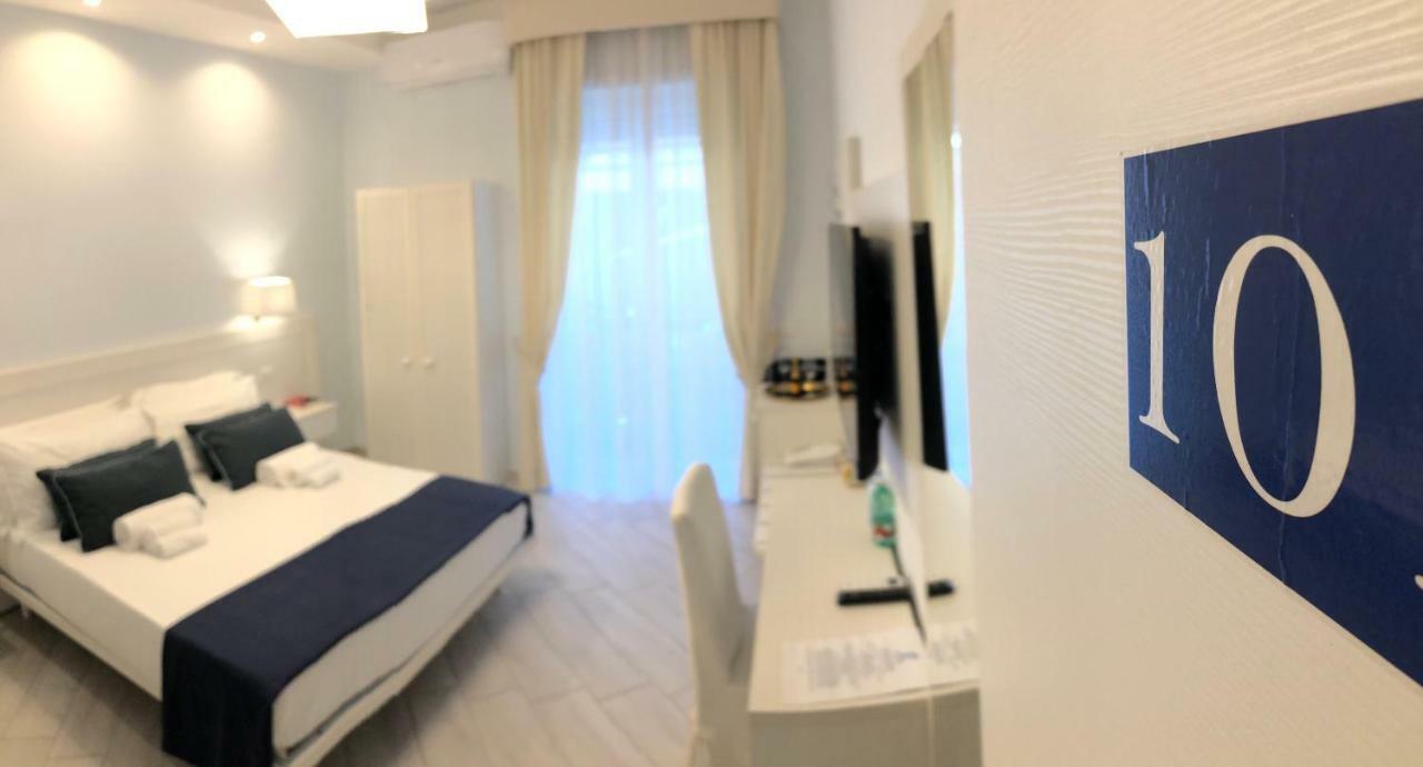 Maison Claudette Toledo Наполи Екстериор снимка